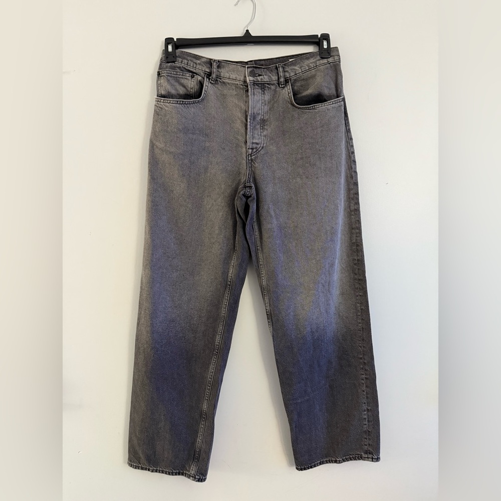 Zara Women's Gray Straight Leg Jeans